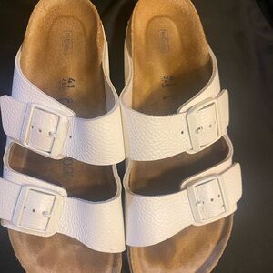Birkenstock White Sandals size 41